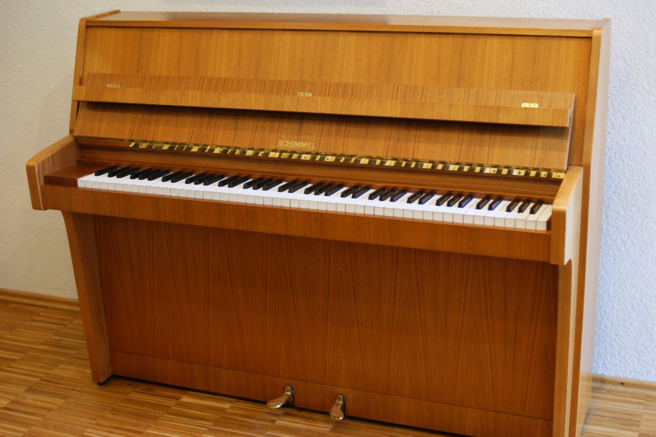 Schimmel_108-145-54_cm